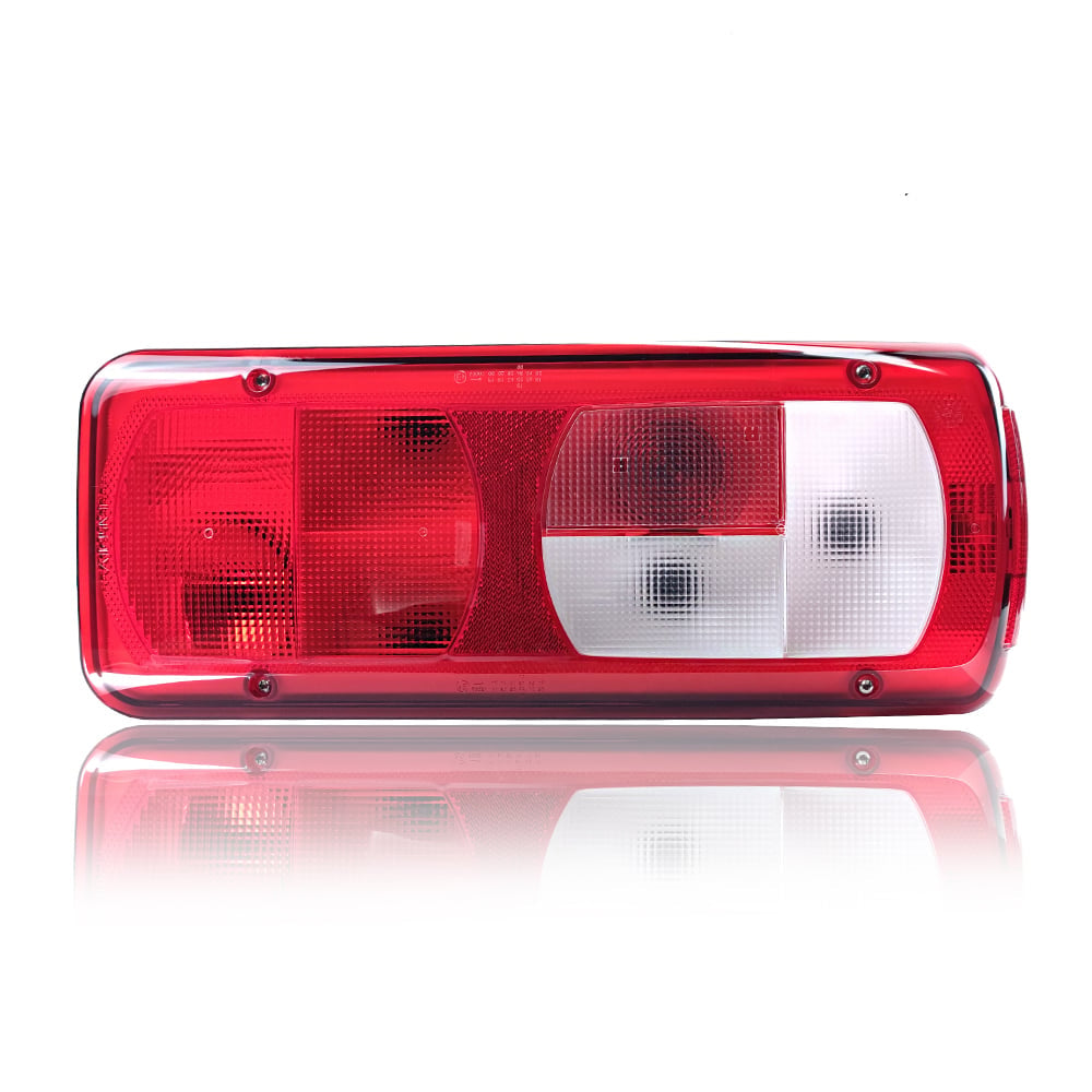 Světlo pro DAF XF s bočním připojením LC8 od Vignal