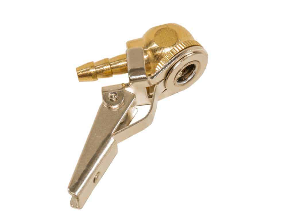 Konektor pro hadici sponkovací