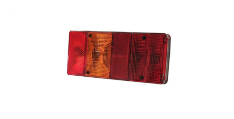 Zadní univerzální lampa vlevo se 5 funkcemi, mlhovým prizmatem a osvětlením poznávací značky